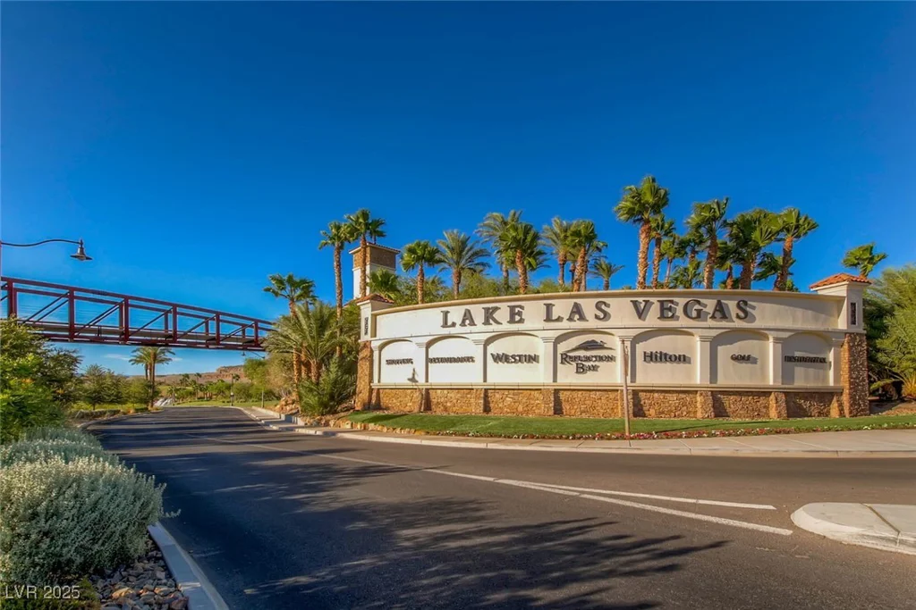 30 Strada Di Villaggio, Henderson, NV 89011