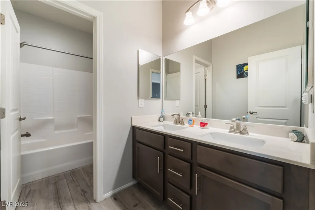 6948 Dunnellon, Las Vegas, NV 89142