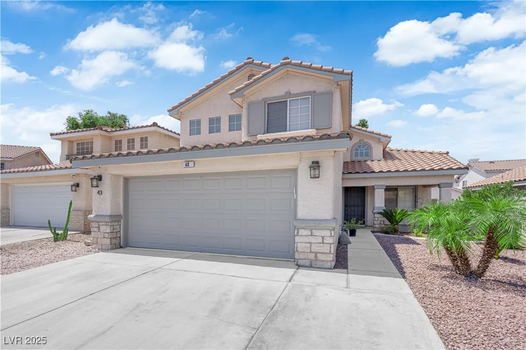 43 Avenida Arenas, Henderson, NV 89074