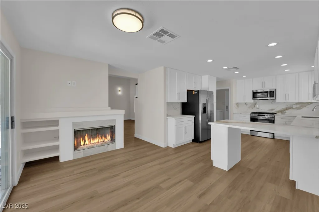 43 Avenida Arenas, Henderson, NV 89074