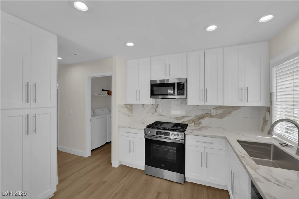 43 Avenida Arenas, Henderson, NV 89074