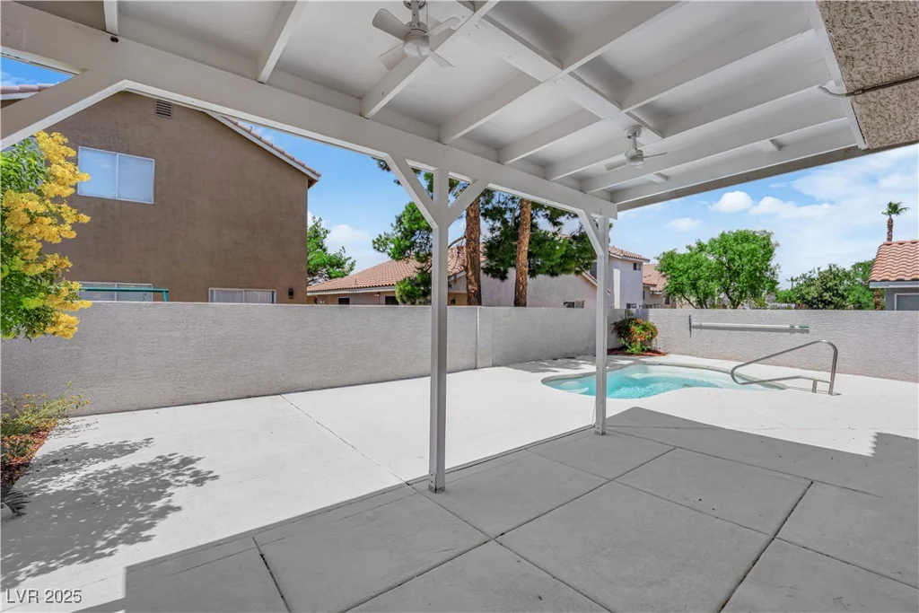 43 Avenida Arenas, Henderson, NV 89074