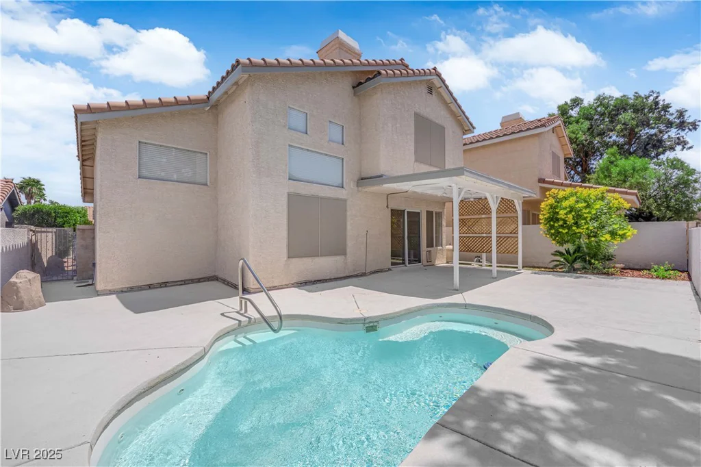 43 Avenida Arenas, Henderson, NV 89074