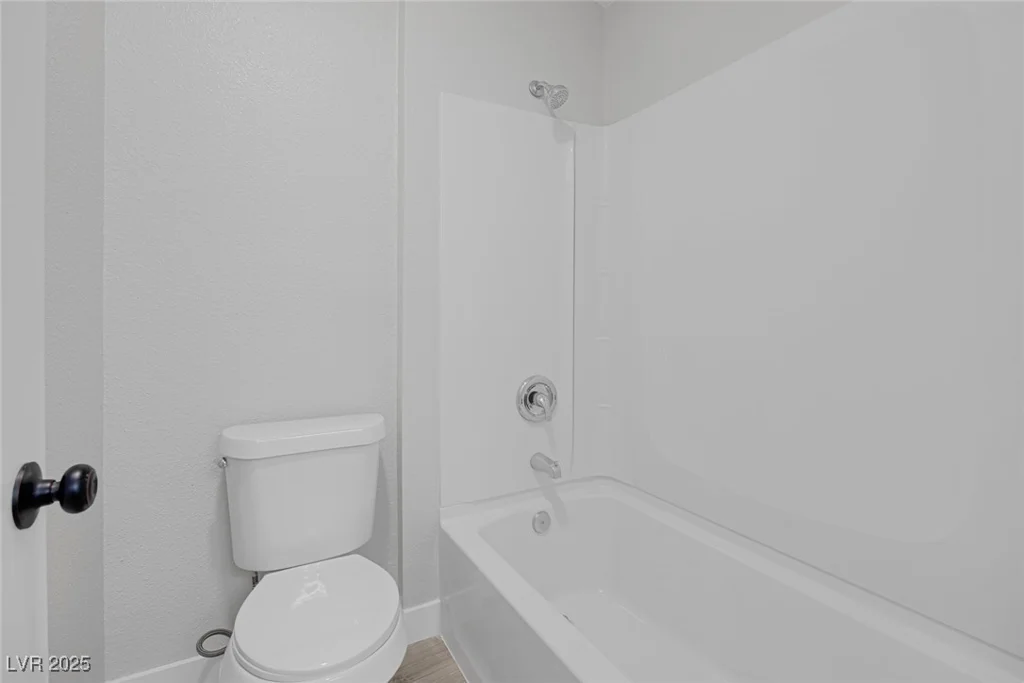 5610 Ballinger, Las Vegas, NV 89142