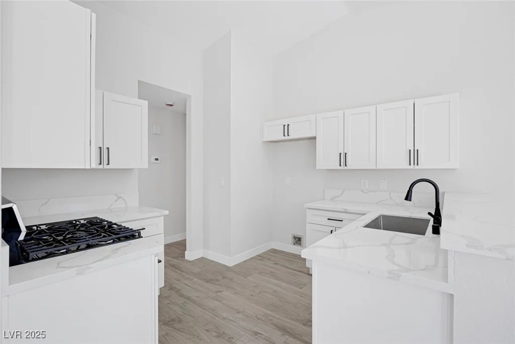 5610 Ballinger, Las Vegas, NV 89142