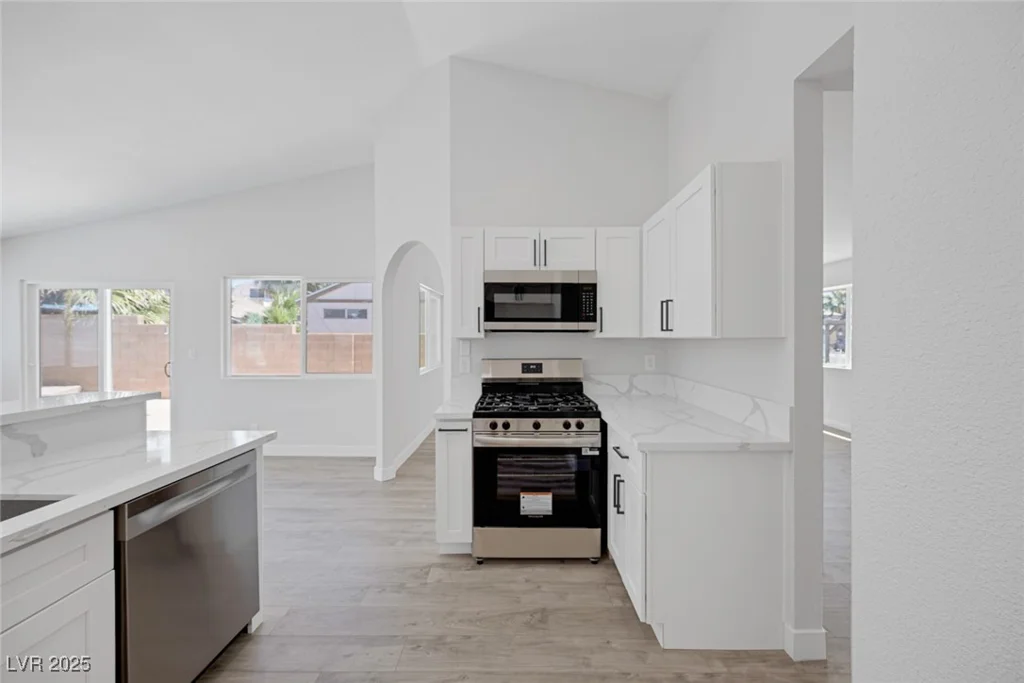 5610 Ballinger, Las Vegas, NV 89142