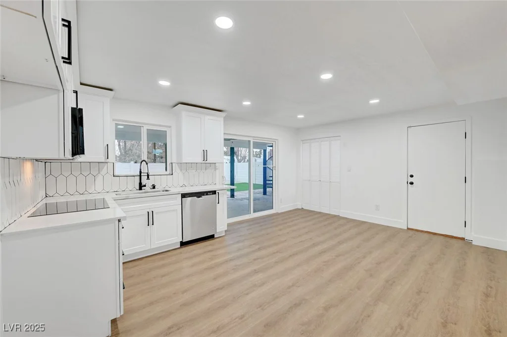 2521 Richfield, Las Vegas, NV 89102