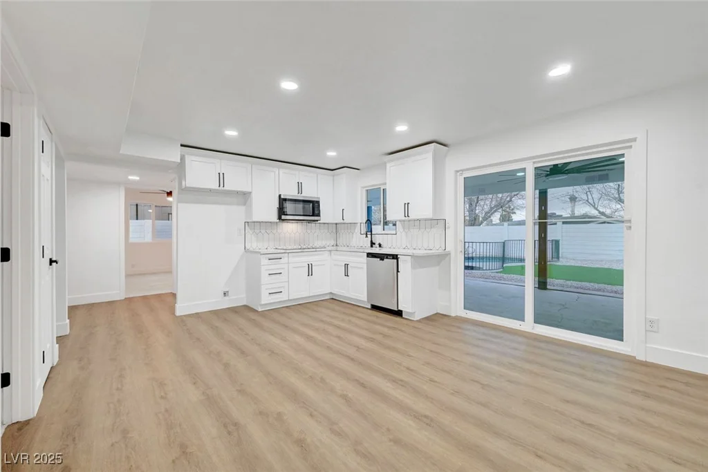 2521 Richfield, Las Vegas, NV 89102