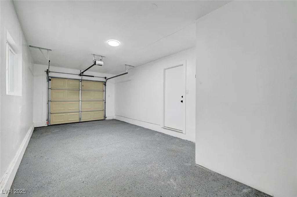 2521 Richfield, Las Vegas, NV 89102