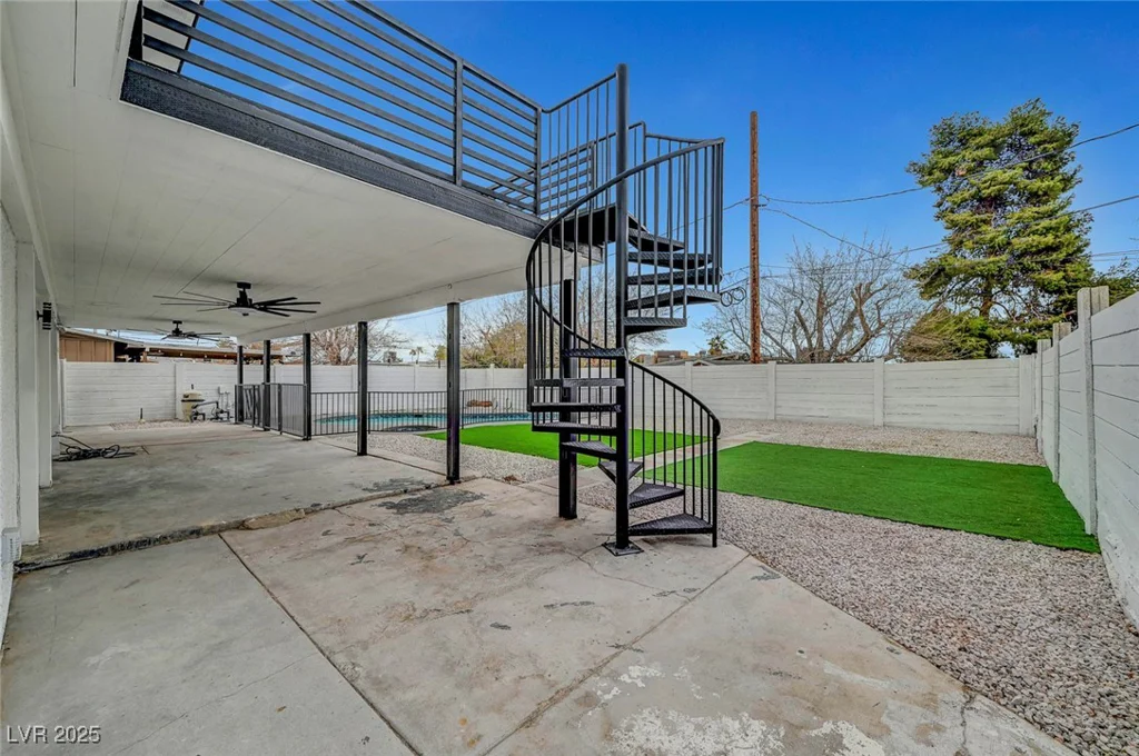 2521 Richfield, Las Vegas, NV 89102
