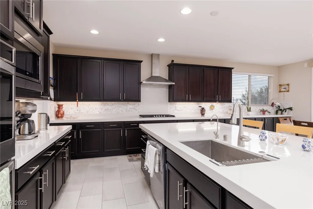 20 Crooked Putter, Las Vegas, NV 89148