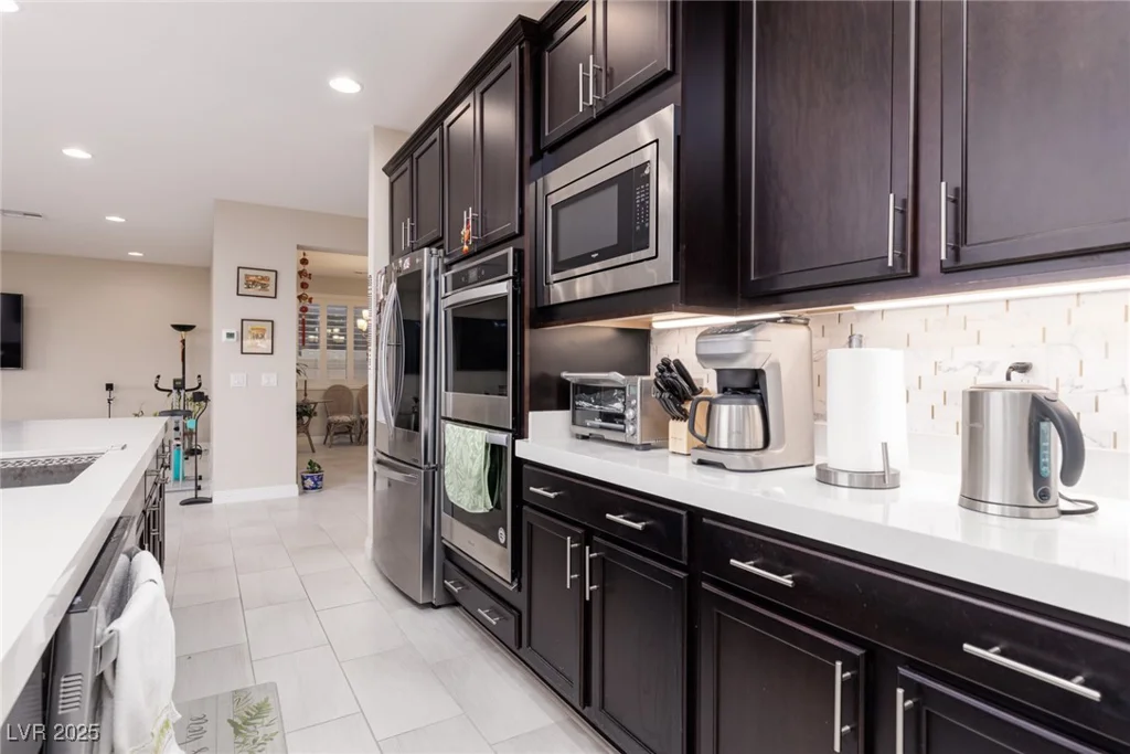20 Crooked Putter, Las Vegas, NV 89148