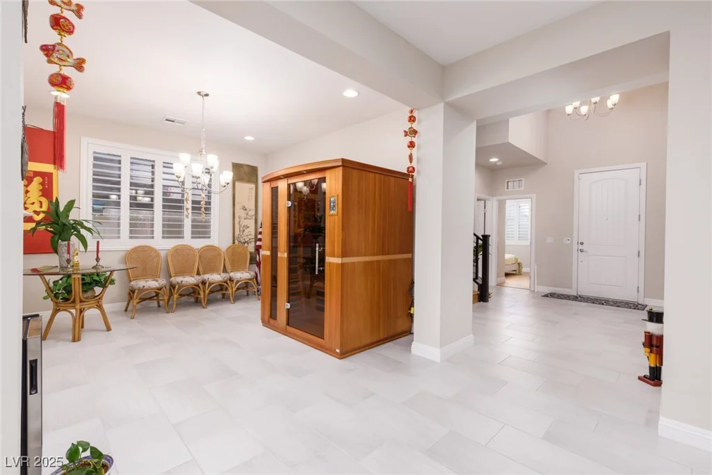 20 Crooked Putter, Las Vegas, NV 89148