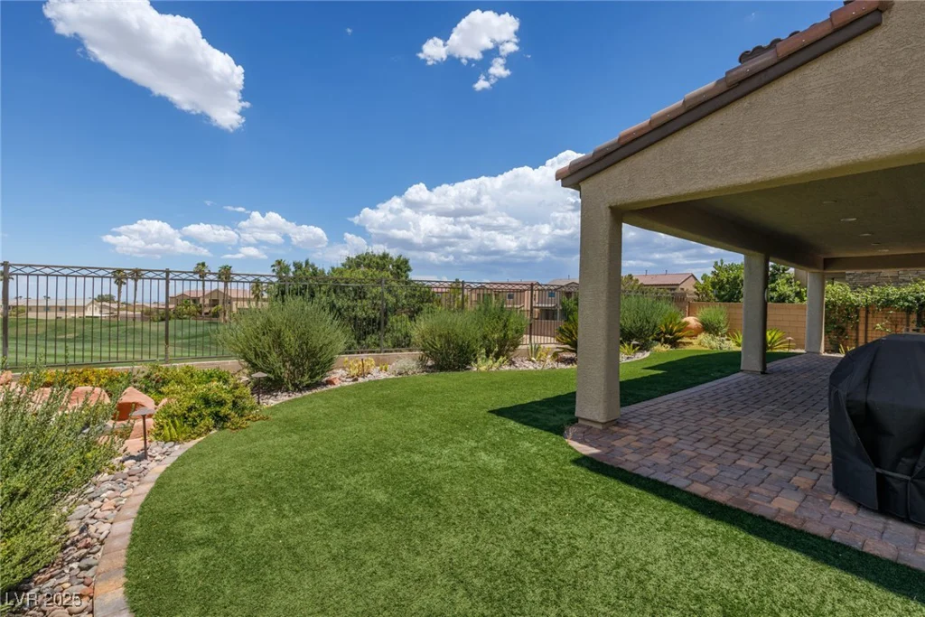 20 Crooked Putter, Las Vegas, NV 89148
