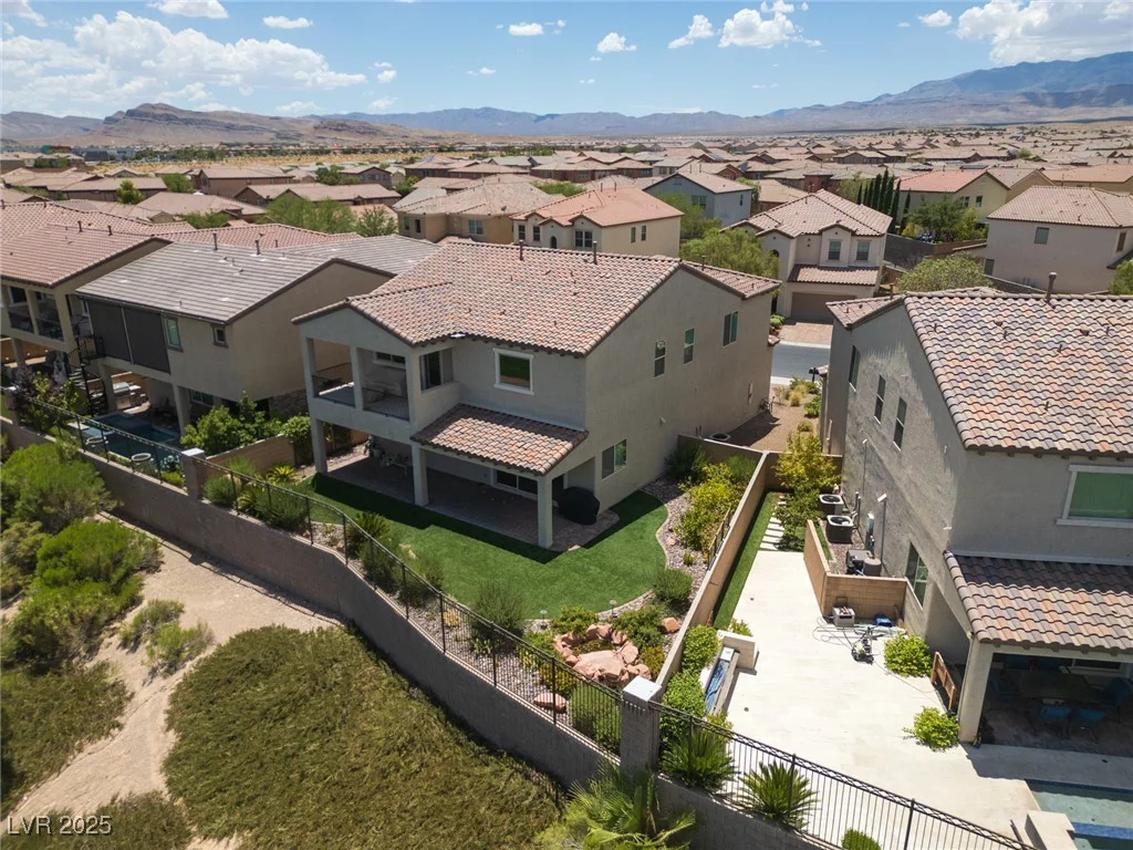 20 Crooked Putter, Las Vegas, NV 89148