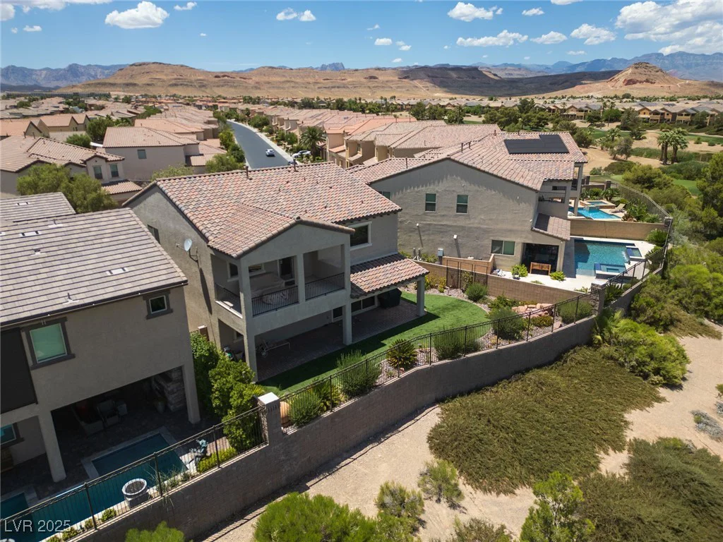 20 Crooked Putter, Las Vegas, NV 89148