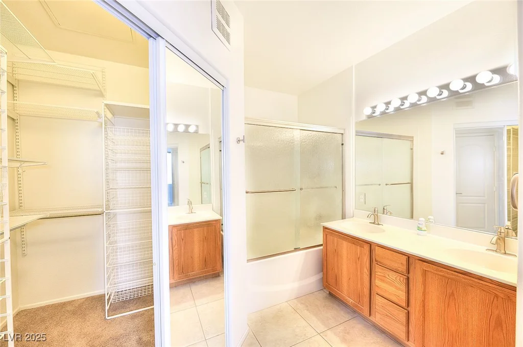 9901 Trailwood, Las Vegas, NV 89134