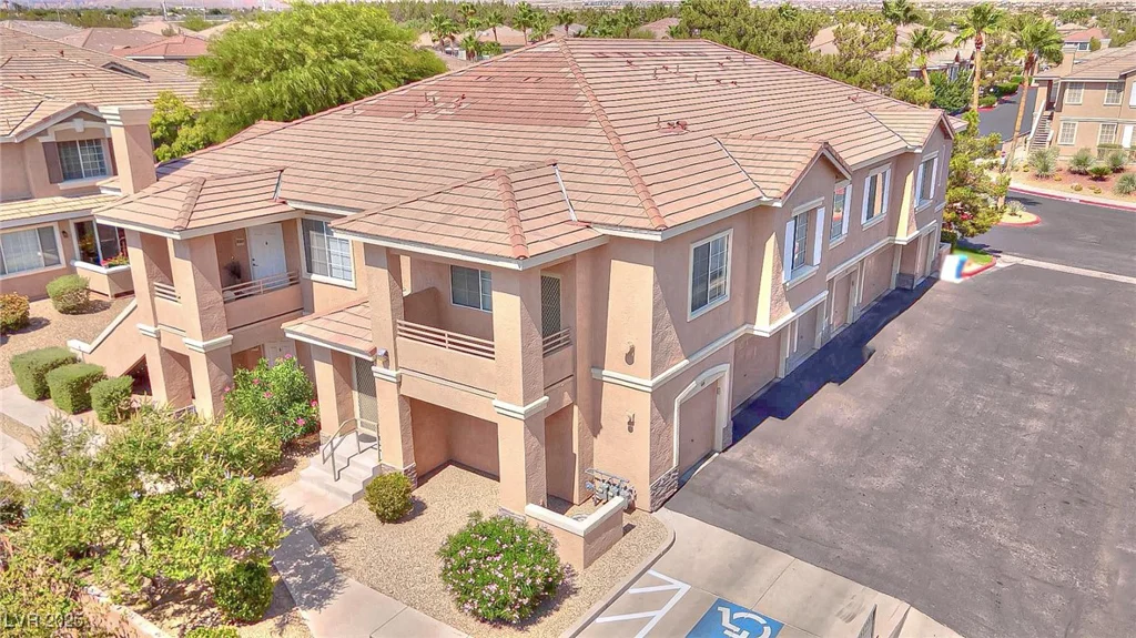 9901 Trailwood, Las Vegas, NV 89134