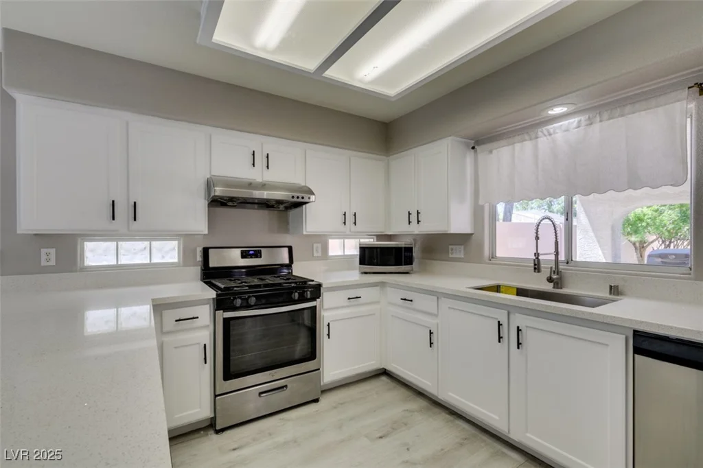 5204 Padua, Las Vegas, NV 89107