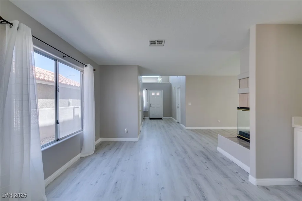 5204 Padua, Las Vegas, NV 89107