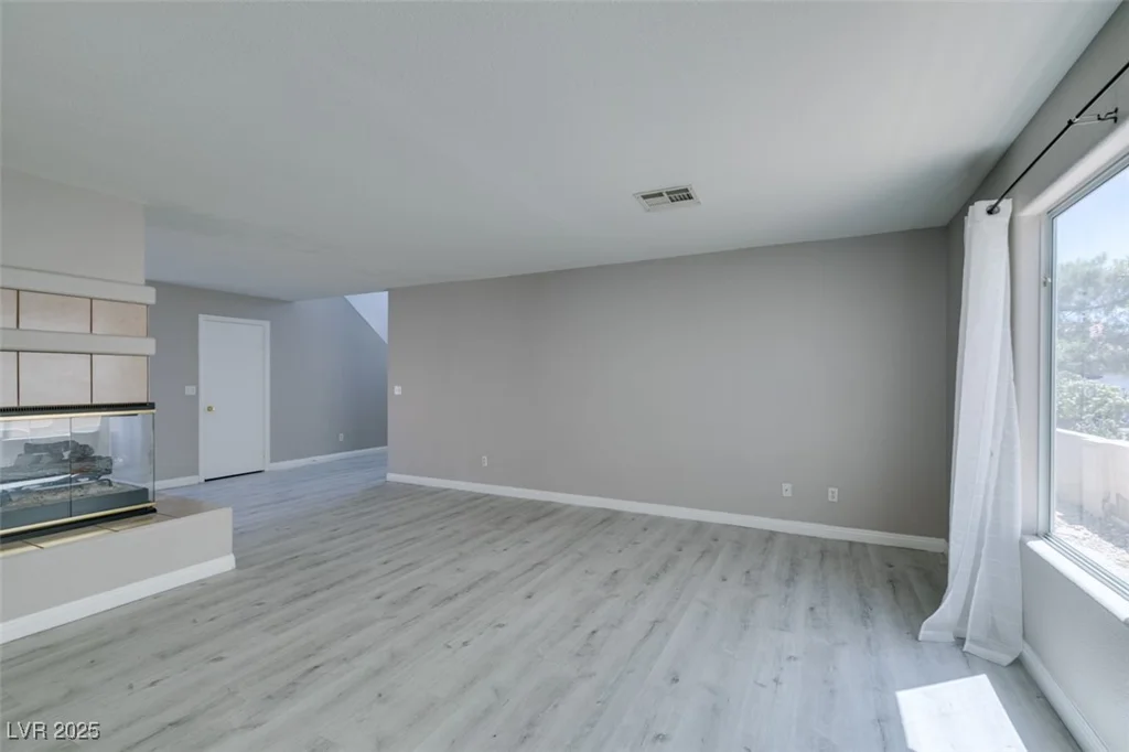 5204 Padua, Las Vegas, NV 89107