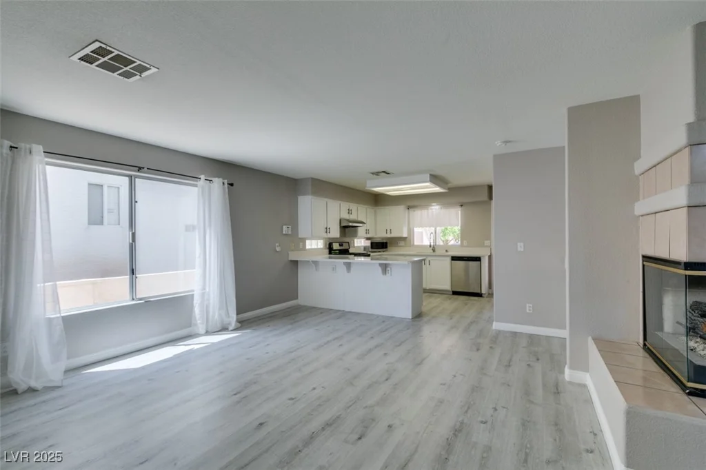 5204 Padua, Las Vegas, NV 89107