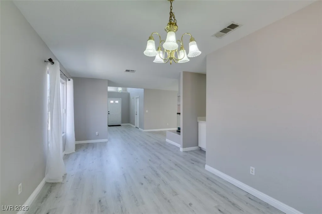 5204 Padua, Las Vegas, NV 89107