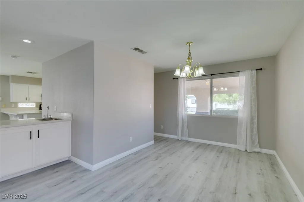 5204 Padua, Las Vegas, NV 89107