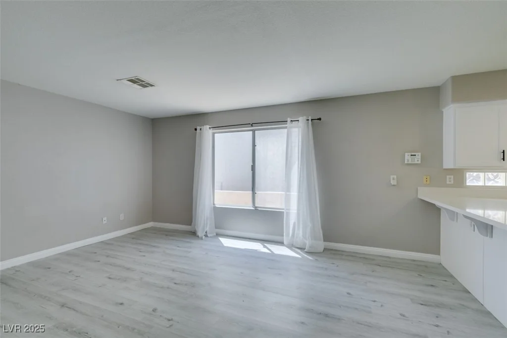5204 Padua, Las Vegas, NV 89107
