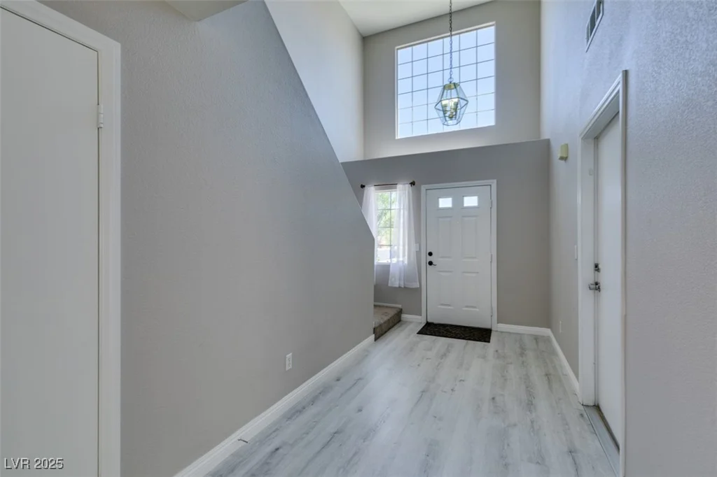 5204 Padua, Las Vegas, NV 89107