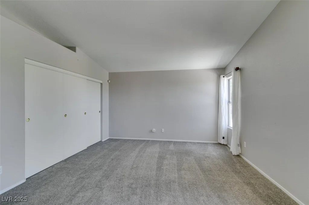 5204 Padua, Las Vegas, NV 89107