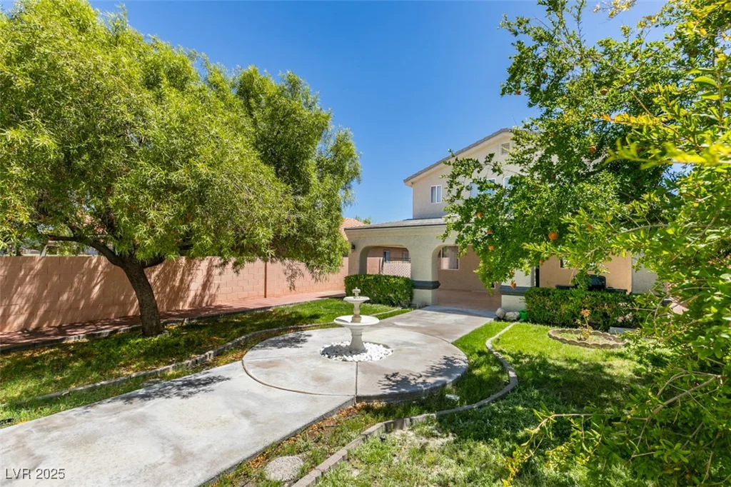 5204 Padua, Las Vegas, NV 89107