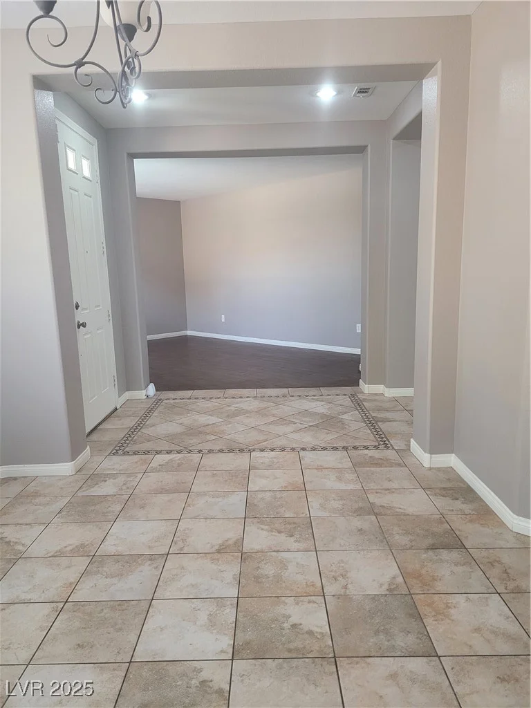 6405 Sea Swallow, North Las Vegas, NV 89084