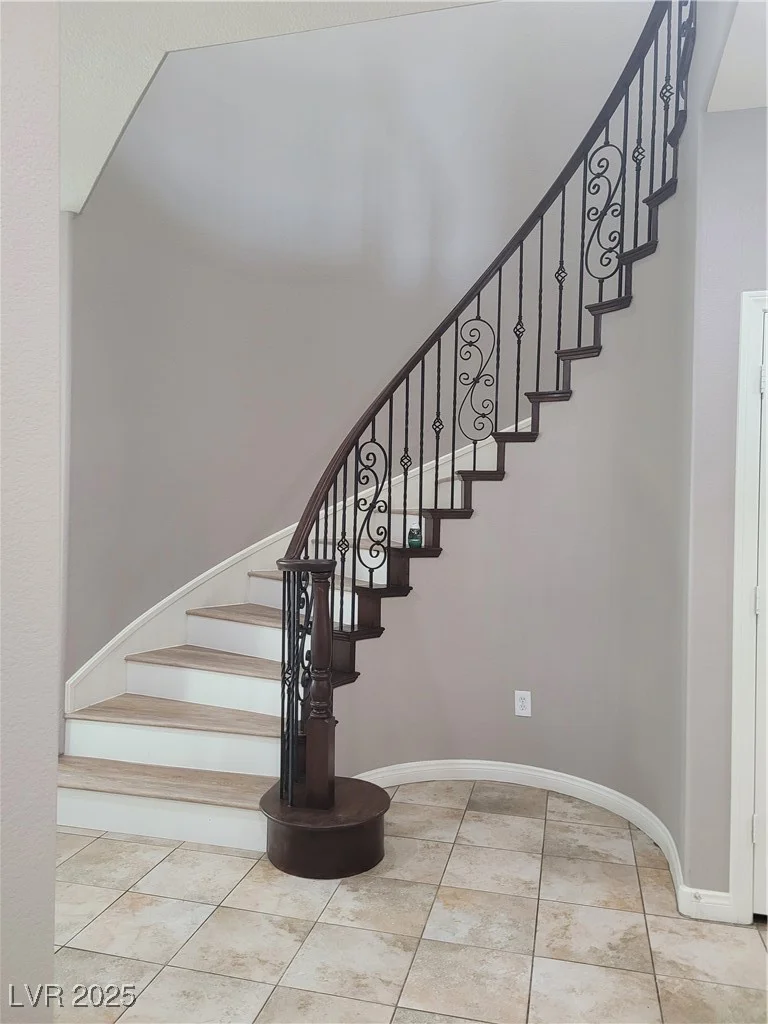 6405 Sea Swallow, North Las Vegas, NV 89084