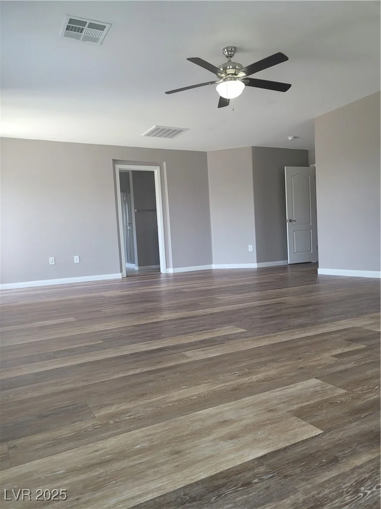 6405 Sea Swallow, North Las Vegas, NV 89084