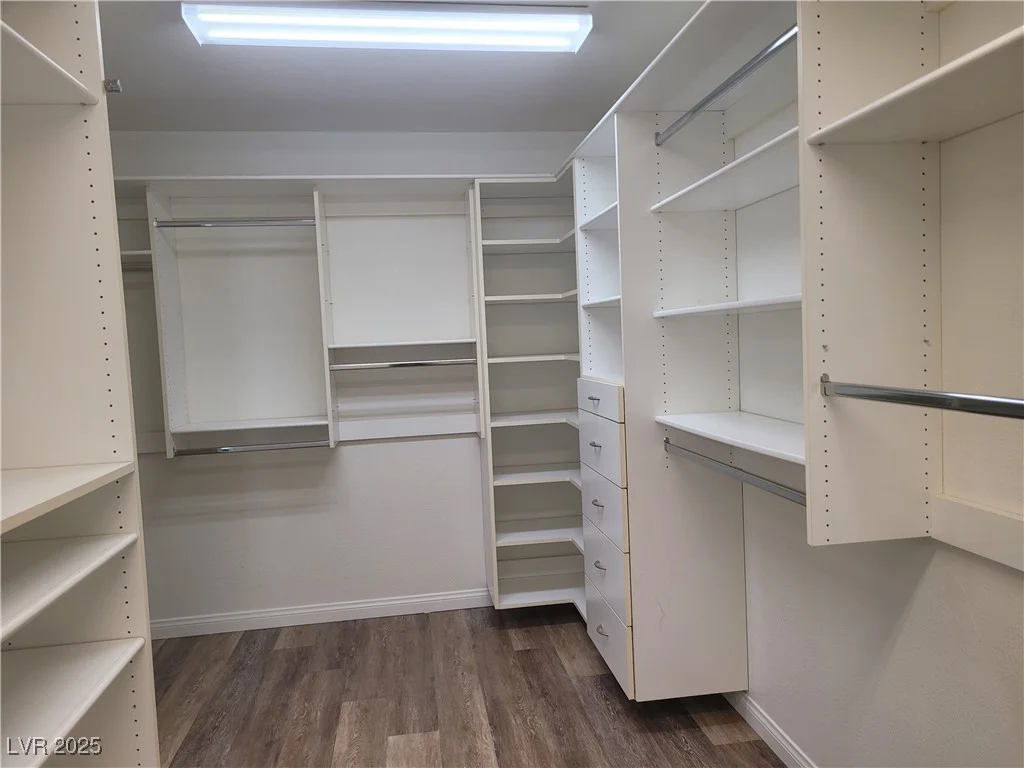6405 Sea Swallow, North Las Vegas, NV 89084