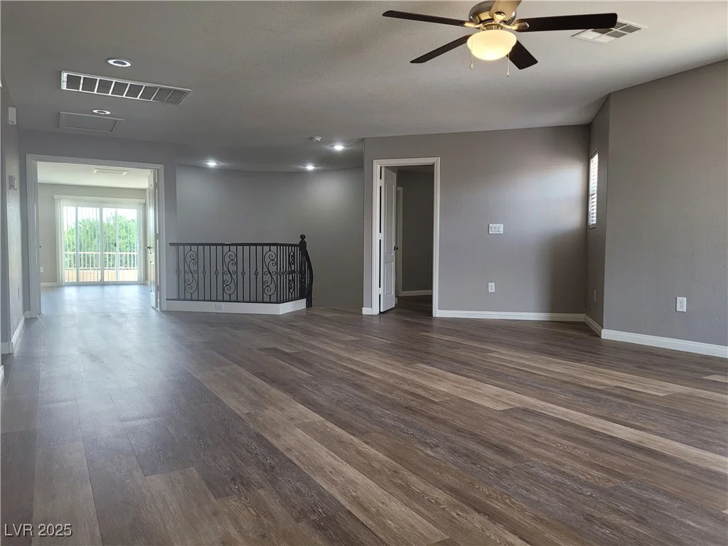 6405 Sea Swallow, North Las Vegas, NV 89084