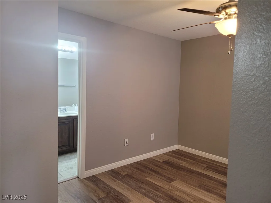 6405 Sea Swallow, North Las Vegas, NV 89084