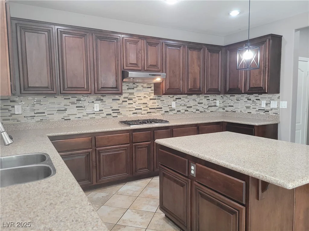 6405 Sea Swallow, North Las Vegas, NV 89084