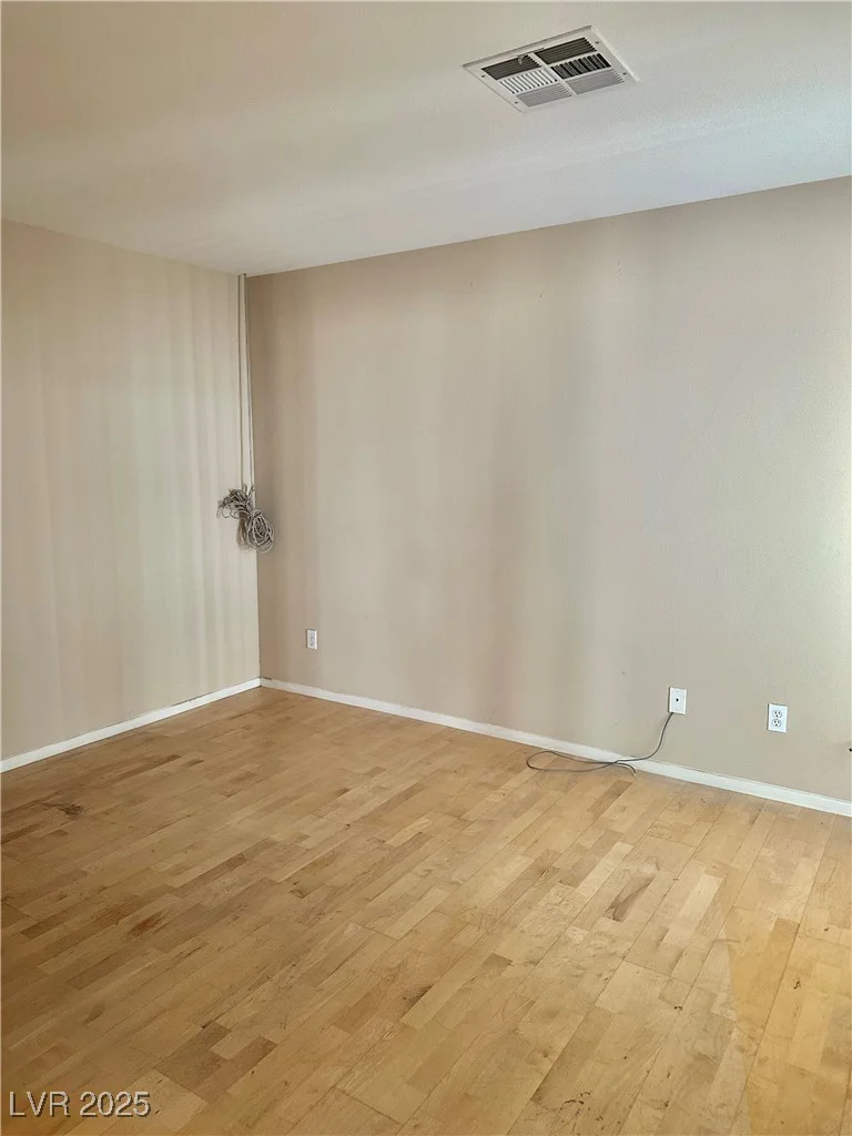 2124 Meadow Green, North Las Vegas, NV 89031