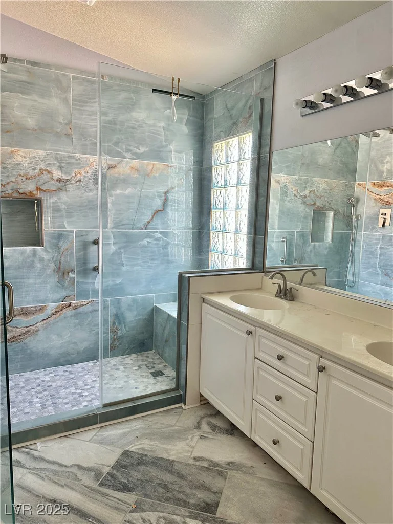 2124 Meadow Green, North Las Vegas, NV 89031