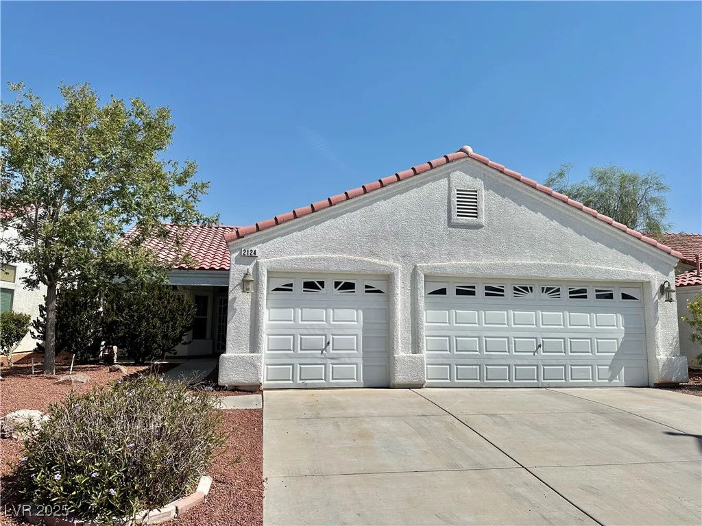 2124 Meadow Green, North Las Vegas, NV 89031