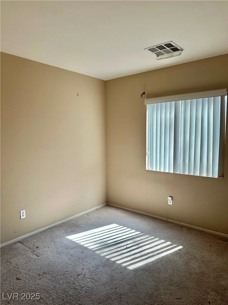 2124 Meadow Green, North Las Vegas, NV 89031