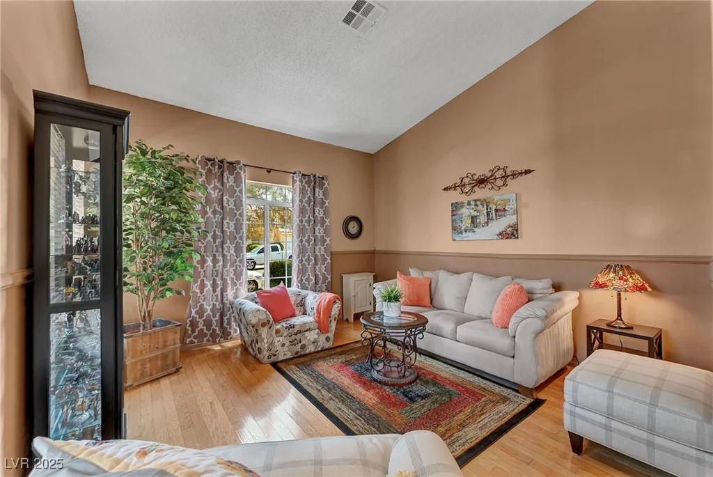 7620 Sea Cliff, Las Vegas, NV 89128