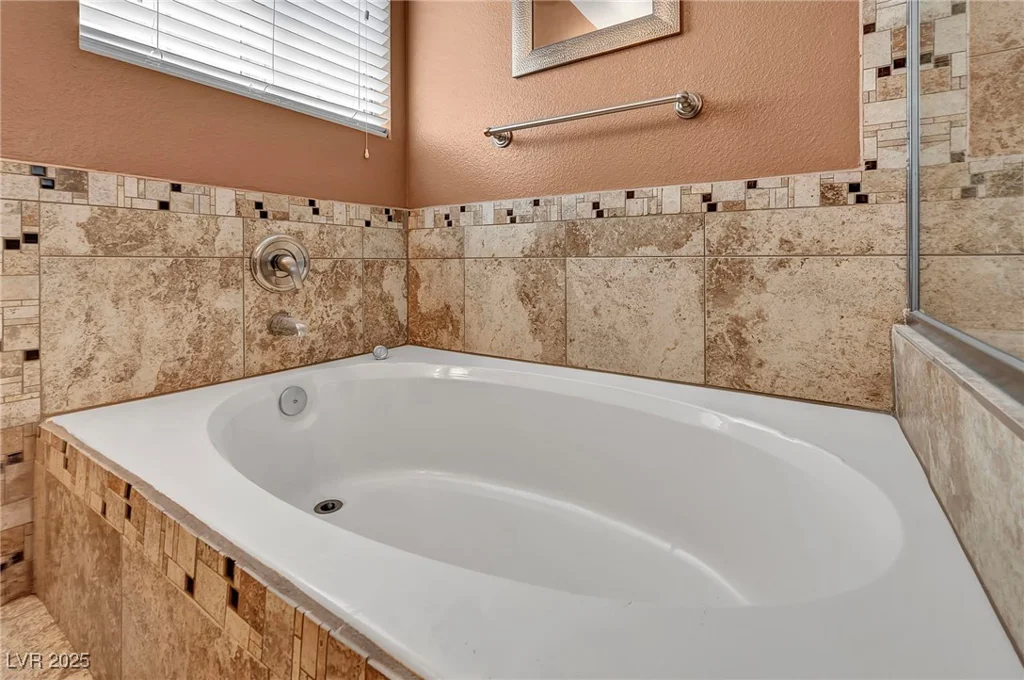 7620 Sea Cliff, Las Vegas, NV 89128