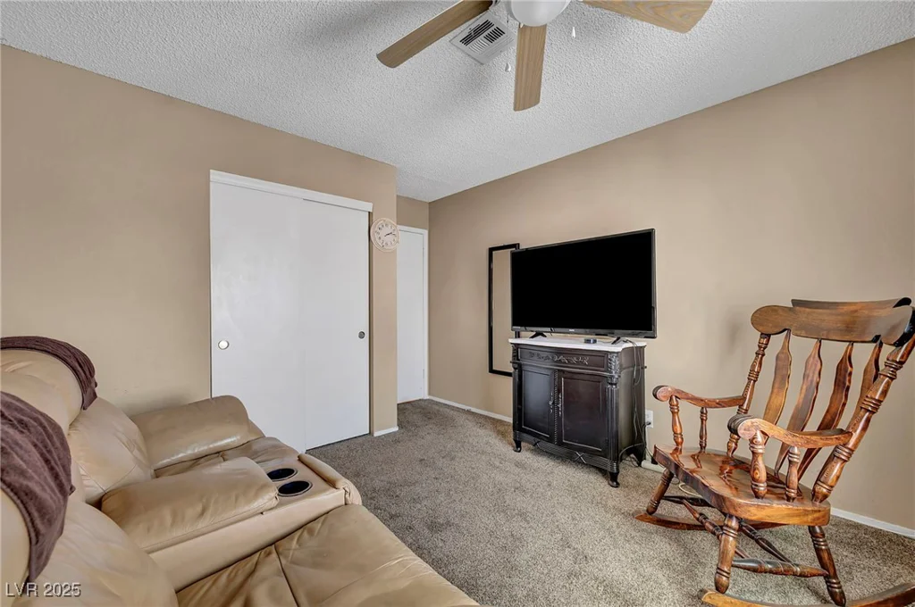 7620 Sea Cliff, Las Vegas, NV 89128