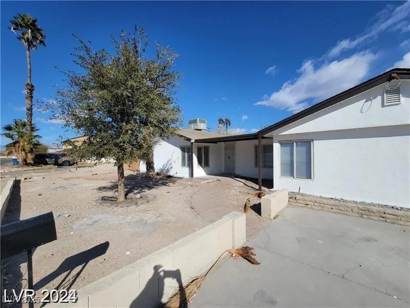 1710 Shadow Mountain, Las Vegas, NV 89108