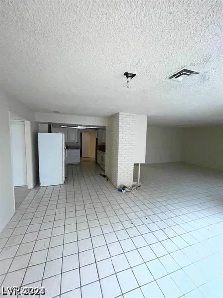 1710 Shadow Mountain, Las Vegas, NV 89108