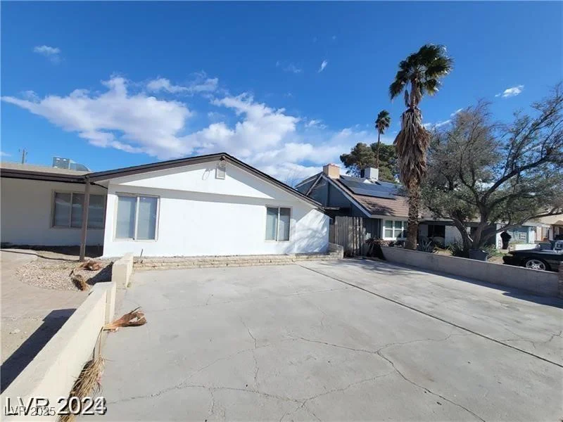 1710 Shadow Mountain, Las Vegas, NV 89108