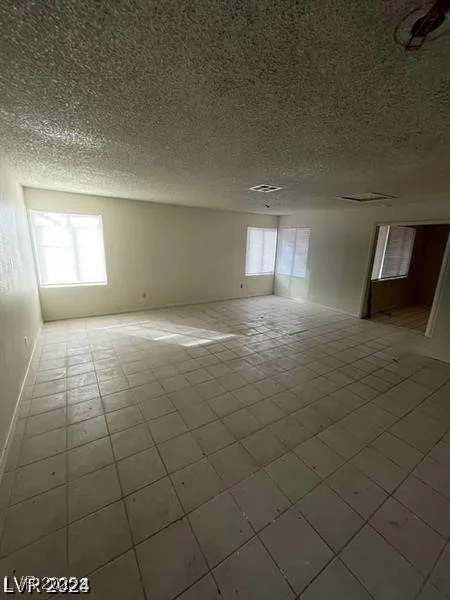 1710 Shadow Mountain, Las Vegas, NV 89108
